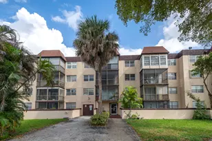 7300 NW 17th St, Plantation, FL 33313 - Photo 1