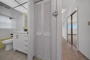 610 NE 12th Ave, Hallandale Beach, FL 33009 - Photo 22