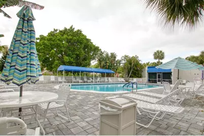 4489 Luxemburg Court #304, Lake Worth, FL 33467 - Photo 14