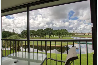 4489 Luxemburg Court #304, Lake Worth, FL 33467 - Photo 12
