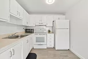 809 Flanders Q, Delray Beach, FL 33484 - Photo 12