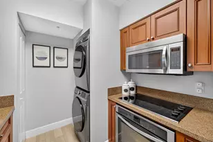 347 N New River Dr E, Fort Lauderdale, FL 33301 - Photo 30