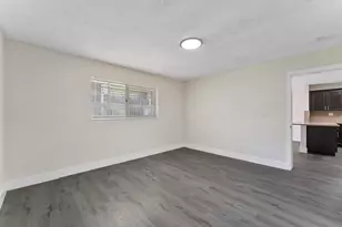 8851 NW 119th St, Hialeah, FL 33018 - Photo 22