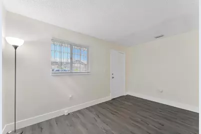 8851 NW 119th Street #5105, Hialeah, FL 33018 - Photo 4