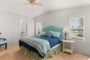 8471 Schefflera Ct, Port Saint Lucie, FL 34952 - Photo 34