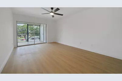 23345 Carolwood Lane #406, Boca Raton, FL 33428 - Photo 14