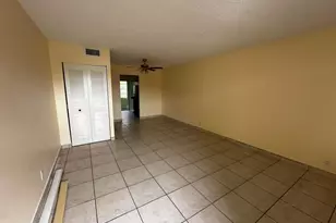 7400 NW 5th Pl, Margate, FL 33063 - Photo 6