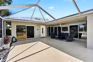 1555 SW Waterfall Blvd, Palm City, FL 34990 - Photo 4