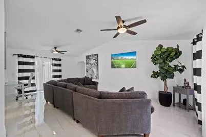13950 Barberry Court, Wellington, FL 33414 - Photo 6
