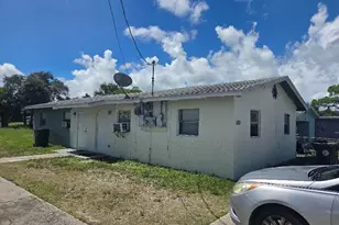 1205 Ave L, Fort Pierce, FL 34950 - Photo 1