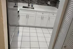 5100 SW 41st St, Hollywood, FL 33023 - Photo 4