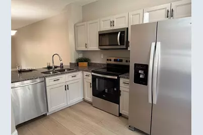 8884 N Isles Circle, Tamarac, FL 33321 - Photo 6