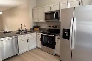 8884 N Isles Cir, Tamarac, FL 33321 - Photo 6