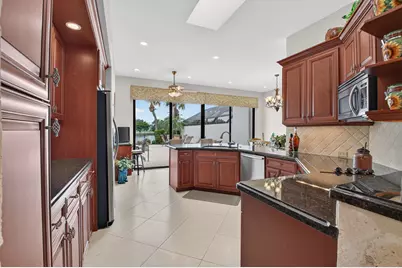6761 Woodbridge Drive, Boca Raton, FL 33434 - Photo 12