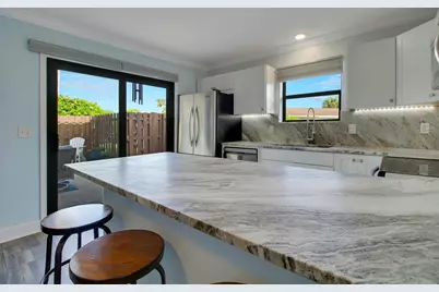 110 N Delaware Boulevard #8B, Jupiter, FL 33458 - Photo 12