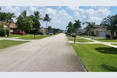788 Ryanwood Drive, West Palm Beach, FL 33413 - Photo 26