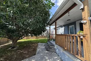 1013 N C St, Lake Worth Beach, FL 33460 - Photo 2