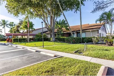 7624 NW 18th Street #407, Margate, FL 33063 - Photo 14
