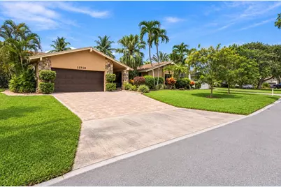 11713 Spinnaker Way, Cooper City, FL 33026 - Photo 6