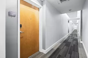 300 S Australian Ave, West Palm Beach, FL 33401 - Photo 10