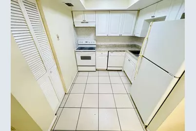 3096 Collin Drive #B, West Palm Beach, FL 33406 - Photo 1