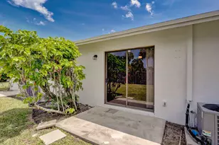 9184 Roan Ln, West Palm Beach, FL 33403 - Photo 12
