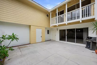 251 Seabreeze Circle, Jupiter, FL 33477 - Photo 2