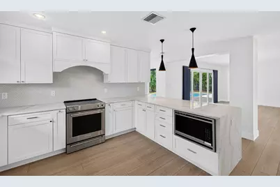 2141 NE 62nd Court, Fort Lauderdale, FL 33308 - Photo 12