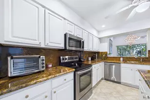 412 Coral Cove Dr, North Palm Beach, FL 33408 - Photo 18