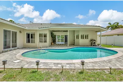 3841 NE 6th Drive, Boca Raton, FL 33431 - Photo 4