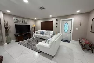4307 Cypress Ln, Palm Springs, FL 33406 - Photo 2