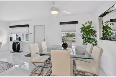 1061 Exeter D, Boca Raton, FL 33434 - Photo 8