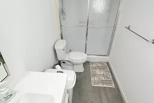 1700 Embassy Dr, West Palm Beach, FL 33401 - Photo 16