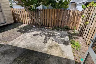 8599 Crater Terrace, West Palm Beach, FL 33403 - Photo 18
