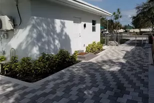 4217 SW 61st Ave, Davie, FL 33314 - Photo 6