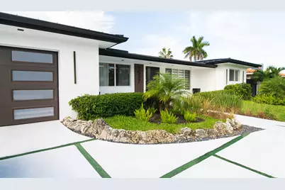 2537 SE 10th Court, Pompano Beach, FL 33062 - Photo 1