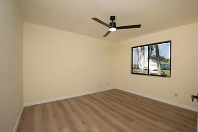 661 SW Cynthia Street, Port Saint Lucie, FL 34983 - Photo 18