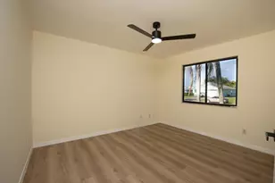 661 SW Cynthia St, Port Saint Lucie, FL 34983 - Photo 18