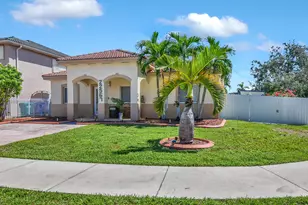22567 SW 102nd Path, Cutler Bay, FL 33190 - Photo 4