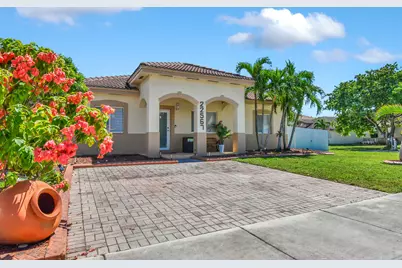 22567 SW 102nd Path, Cutler Bay, FL 33190 - Photo 1
