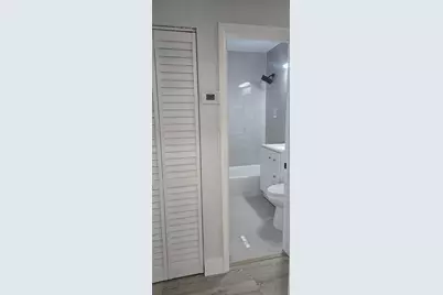 1101 NW 23rd Terrace, Fort Lauderdale, FL 33311 - Photo 12