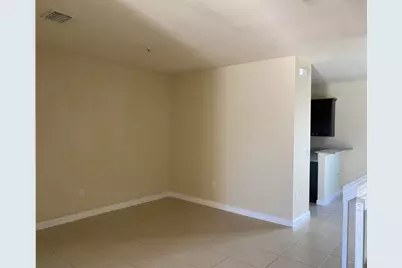 11269 NW 88th Street, Doral, FL 33178 - Photo 6