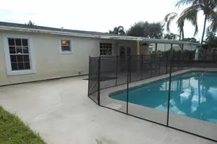 2829 Shawnee Rd, West Palm Beach, FL 33406 - Photo 10