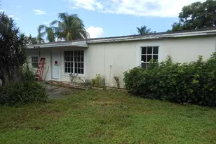 2829 Shawnee Rd, West Palm Beach, FL 33406 - Photo 2