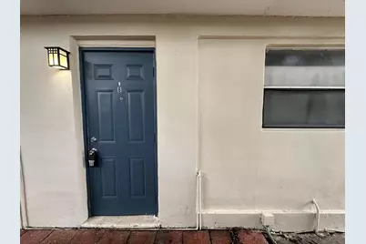 195 SE 10th Street #3, Deerfield Beach, FL 33441 - Photo 1