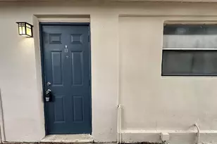 195 SE 10th St, Deerfield Beach, FL 33441 - Photo 1