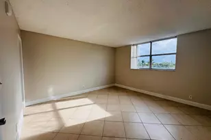 500 Executive Center Dr, West Palm Beach, FL 33401 - Photo 12
