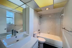 500 Executive Center Dr, West Palm Beach, FL 33401 - Photo 4
