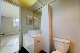 500 Executive Center Dr, West Palm Beach, FL 33401 - Photo 8