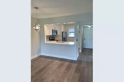 7101 Golf Colony Court #201, Lake Worth, FL 33467 - Photo 6